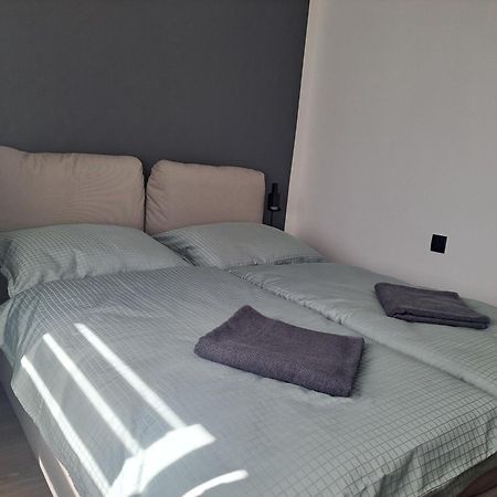 Green Apartament 21 Освиенцим Екстериор снимка