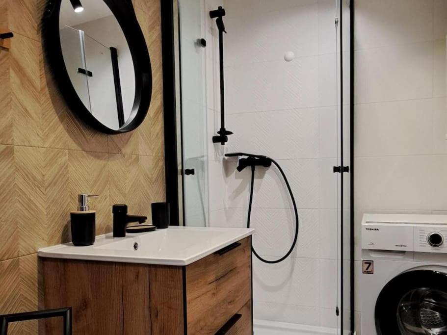 Green Apartament 21 Освиенцим Екстериор снимка
