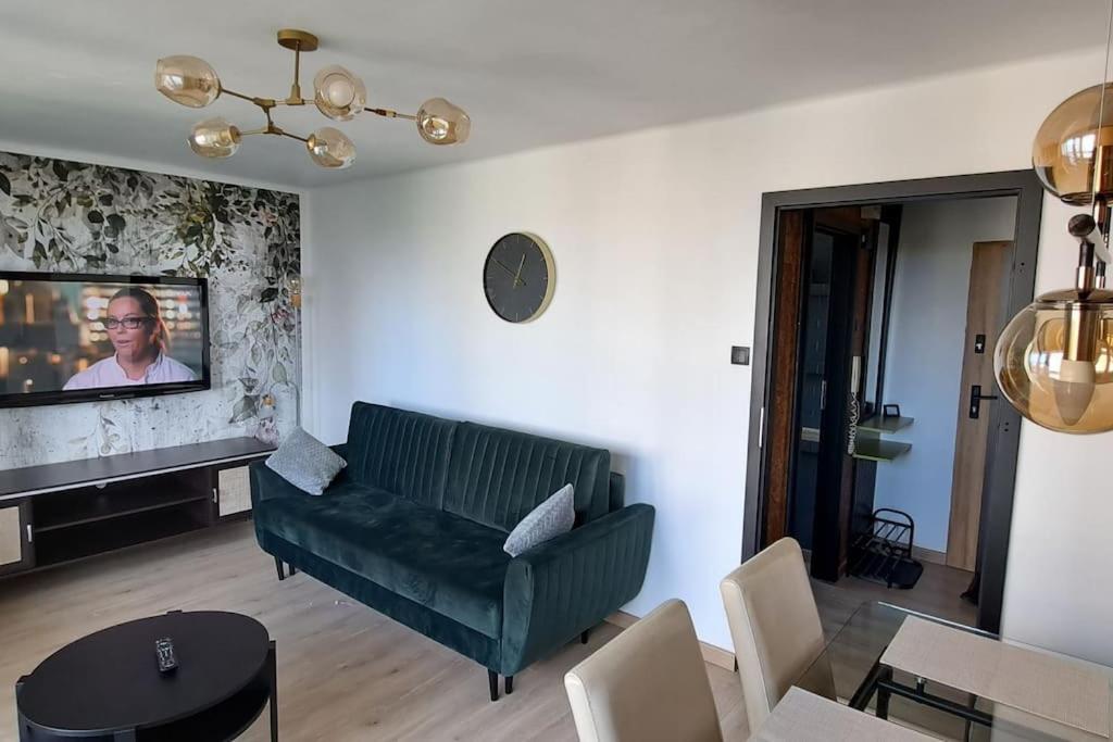 Green Apartament 21 Освиенцим Екстериор снимка